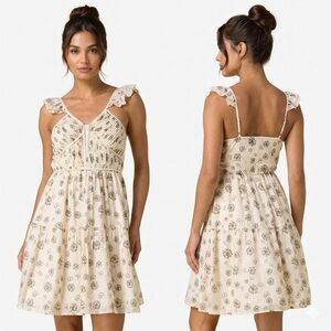 NWT Versona Flower Power Sundress Tiered Dress with Ruffles M
